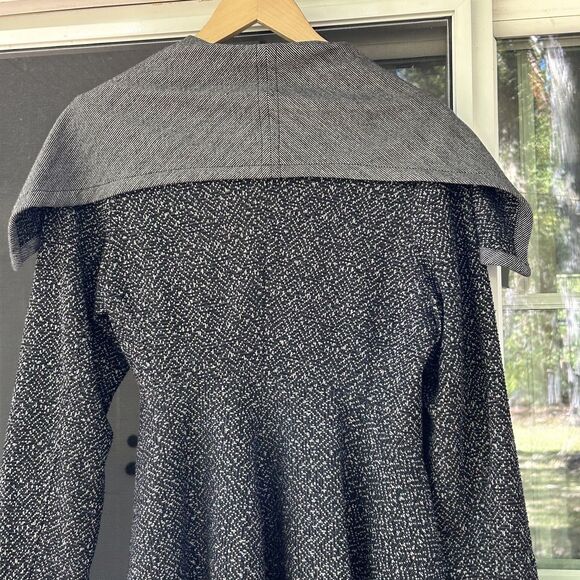 Alembika Knit Sweater Jacket Size 8 10 (2) Side Tie Black Shawl Collar Artsy - Picture 7 of 9